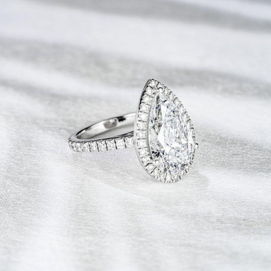 How to Clean Your Engagement Ring with Lab-Created Diamonds